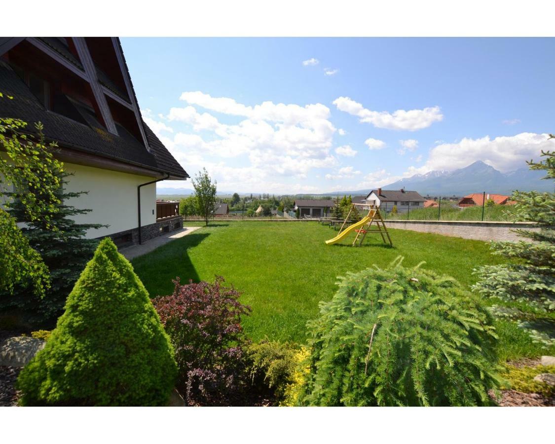 Apartamento Ella Vel'ka Lomnica Exterior foto