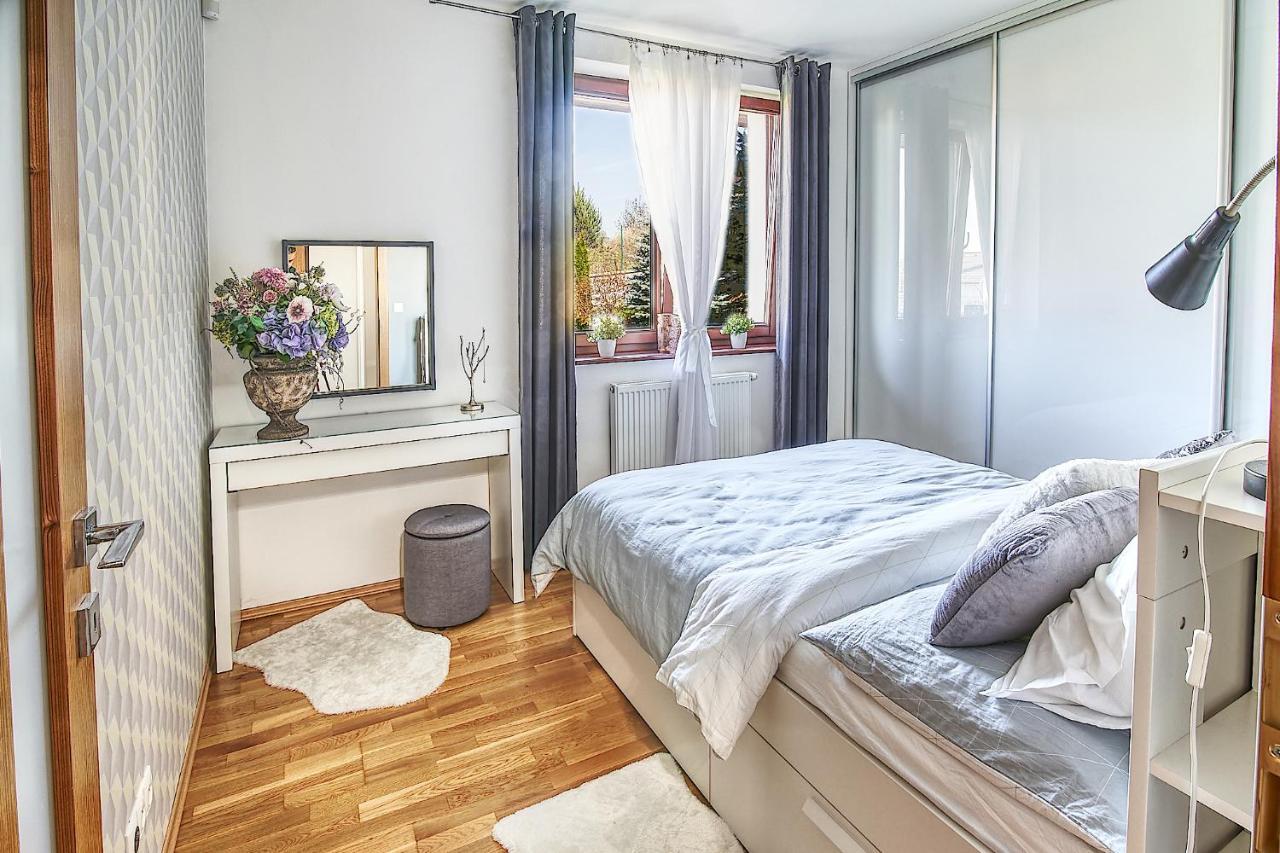 Apartamento Ella Vel'ka Lomnica Exterior foto