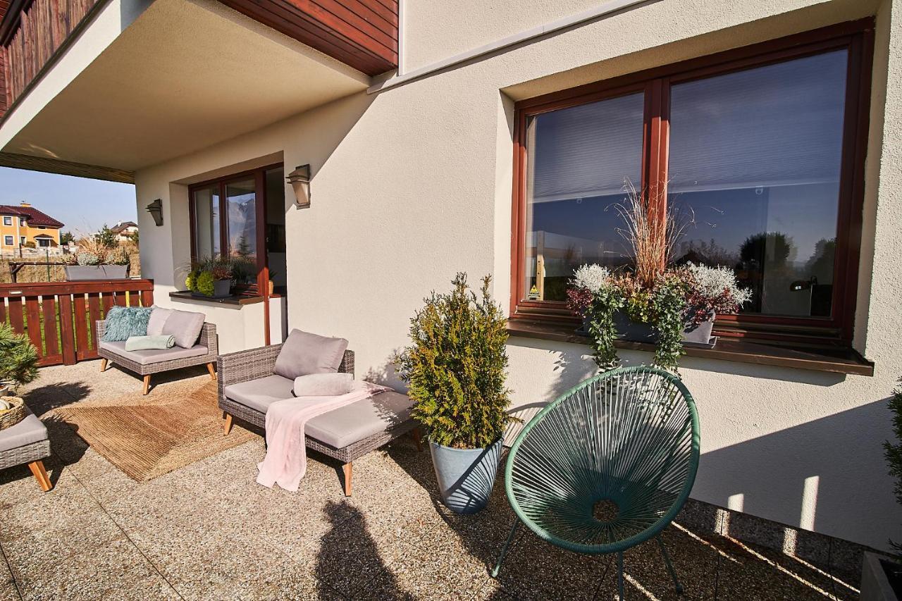 Apartamento Ella Vel'ka Lomnica Exterior foto
