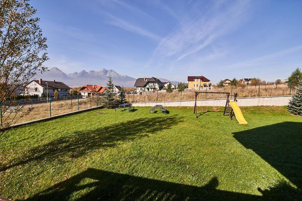 Apartamento Ella Vel'ka Lomnica Exterior foto